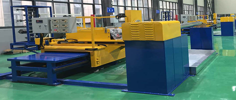 Horizontal filament winding machine